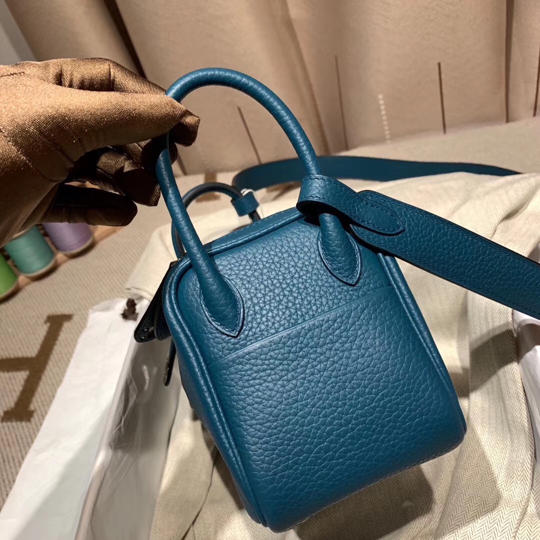 에르메스 미니 린디백19 블루드프루스 은장 끌레망스 가죽